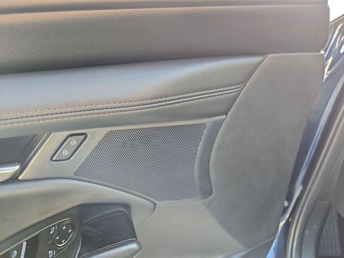 Used 2024 MAZDA MAZDA3 s FWD image 13