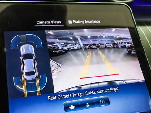 Used 2023 Mercedes-Benz C 300 Sedan image 24