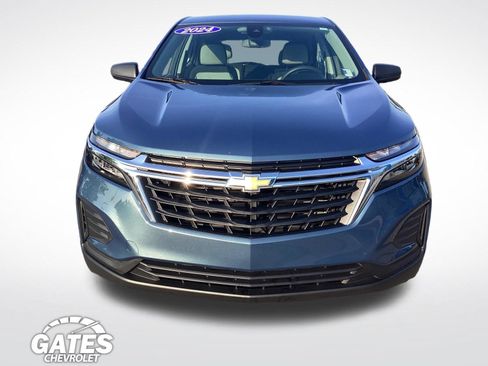 Used 2024 Chevrolet Equinox LS FWD image 2