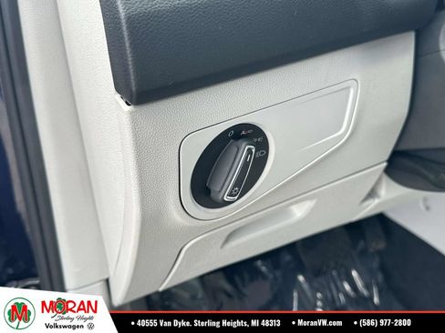 Used 2023 Volkswagen Tiguan SE FWD image 21