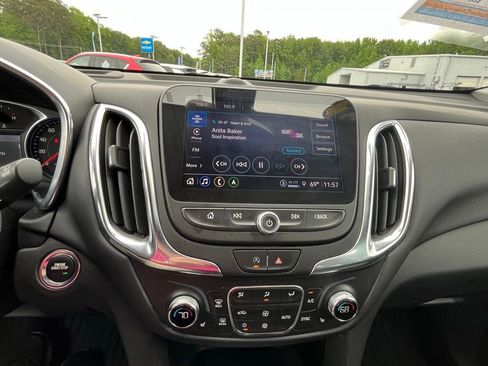 Used 2022 Chevrolet Equinox LT AWD/4WD image 21