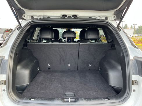 Used 2025 Jeep Compass Trailhawk image 30