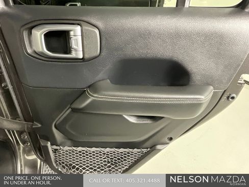 Used 2019 Jeep Wrangler Unlimited Sahara w/ Safety Group image 22