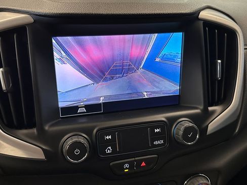 Used 2022 GMC Terrain SLE w/ Driver Convenience Package AWD/4WD image 14