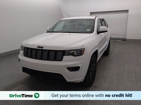 Used 2021 Jeep Grand Cherokee Laredo X RWD image 1