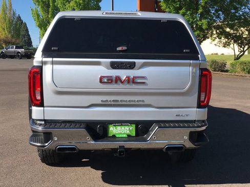 Used 2020 GMC Sierra 1500 SLT w/ SLT Premium Plus Package AWD/4WD image 6