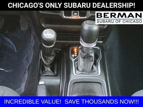 Used 2022 Jeep Gladiator Sport image 14