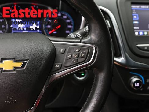 Used 2019 Chevrolet Equinox LT AWD/4WD image 16