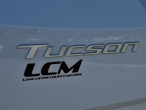 Used 2025 Hyundai Tucson Limited AWD/4WD image 35