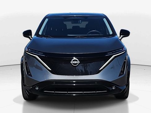 Used 2023 Nissan Ariya FWD image 11