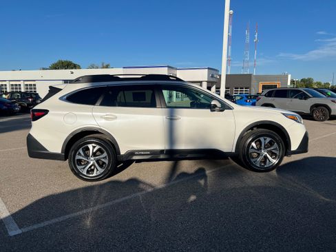 Used 2021 Subaru Outback Limited AWD/4WD image 8