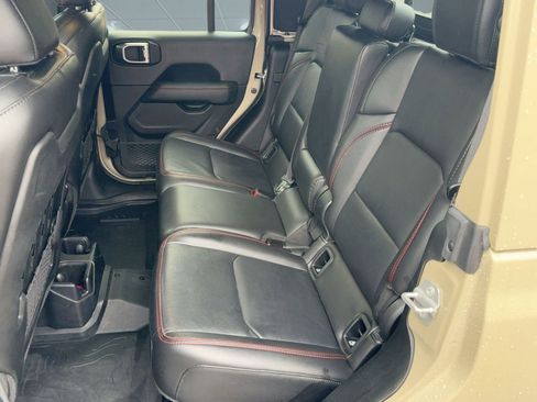 Used 2020 Jeep Gladiator Rubicon image 14