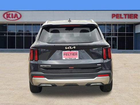 New 2026 Kia Sorento S AWD/4WD image 4