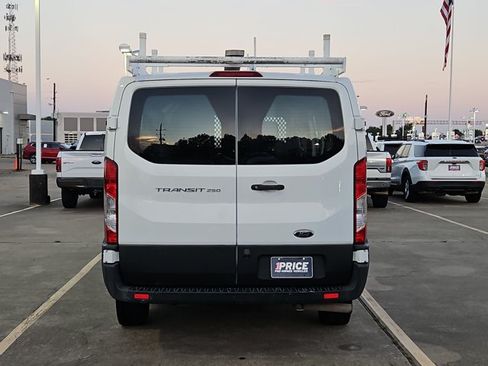 Used 2022 Ford Transit 250 Low Roof w/ Exterior Upgrade Package RWD image 7