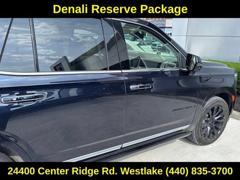 Used 2023 GMC Yukon Denali w/ Denali Reserve Package AWD/4WD image 15