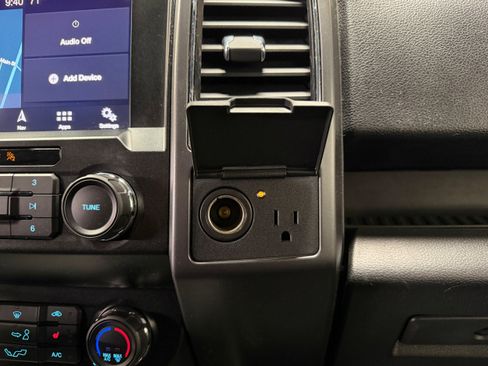 Used 2019 Ford F150 XLT w/ Equipment Group 302A Luxury AWD/4WD image 28