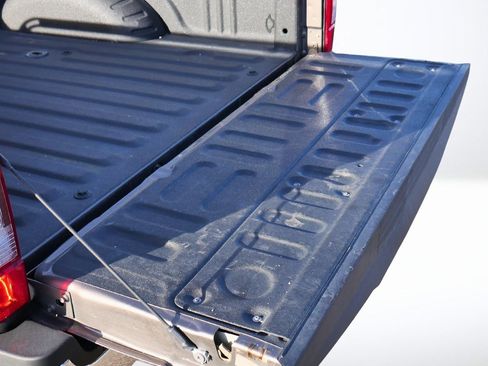 Used 2021 Ford F250 Lariat w/ Chrome Package image 25