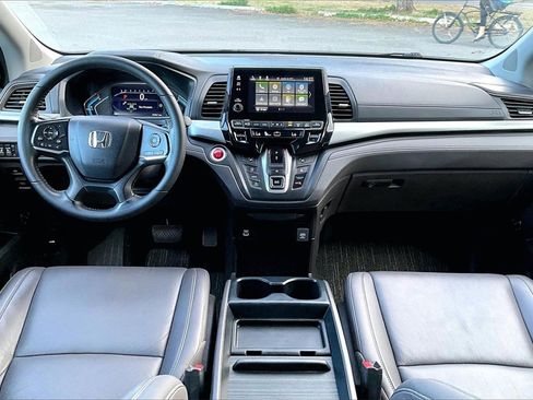 Used 2023 Honda Odyssey EX-L image 15