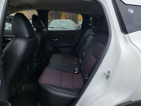 New 2026 Nissan Kicks SR w/ Cold Weather Package image 5