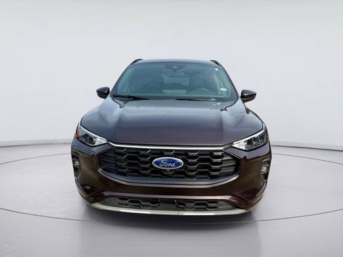 Used 2023 Ford Escape ST-Line Select AWD/4WD image 8