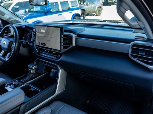Used 2023 Toyota Tundra Limited image 18