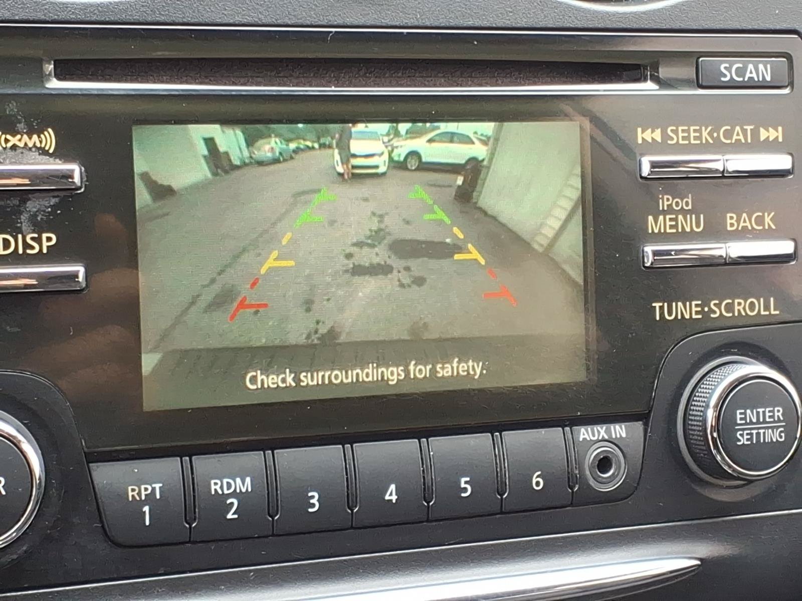 Used 2012 Nissan Rogue SV FWD image 9