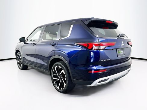 Used 2024 Mitsubishi Outlander SE FWD image 5