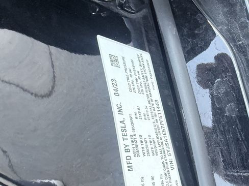 Used 2023 Tesla Model S AWD/4WD image 25
