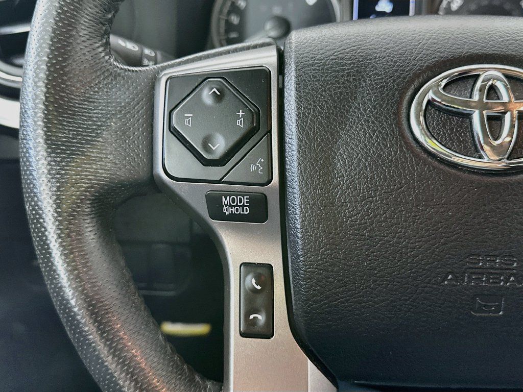 Used 2023 Toyota Tacoma SR5 w/ Technology Package AWD/4WD image 25