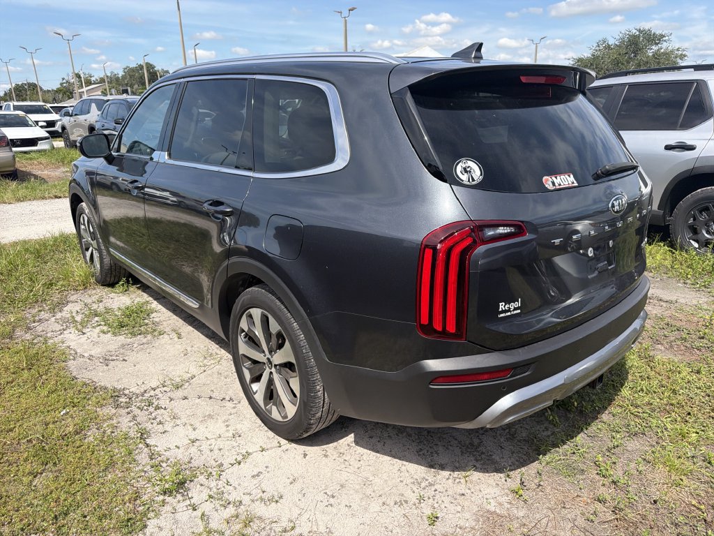 Used 2021 Kia Telluride EX w/ EX Premium Package FWD image 9