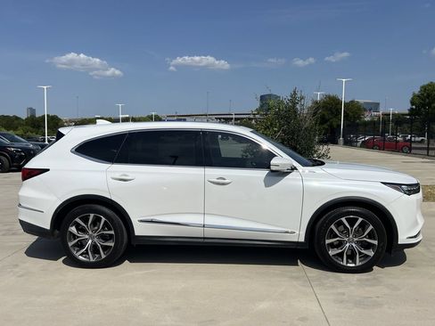 Used 2022 Acura MDX FWD w/ Technology Package image 3