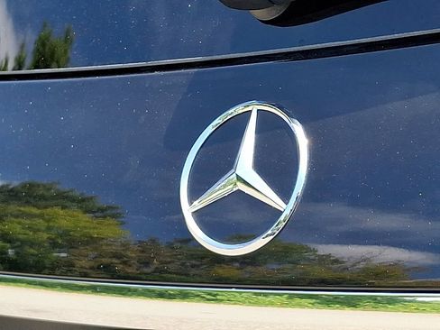 Used 2021 Mercedes-Benz GLE 350 w/ 3rd Row Seat Package image 30