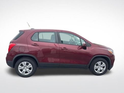 Used 2017 Chevrolet Trax LS FWD image 7