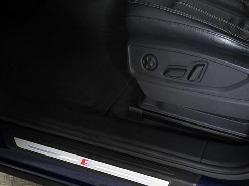 Certified 2022 Audi Q5 2.0T Premium w/ Convenience Package image 19