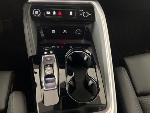 Used 2025 Audi Q5 Premium Plus w/ Premium Plus image 26