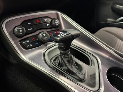 Used 2018 Dodge Challenger SXT w/ Super Sport Group (SS/T) image 40