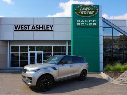 New 2025 Land Rover Range Rover Sport SE