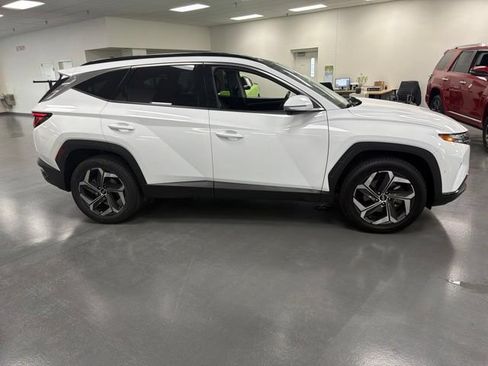 Used 2023 Hyundai Tucson Limited AWD/4WD image 8