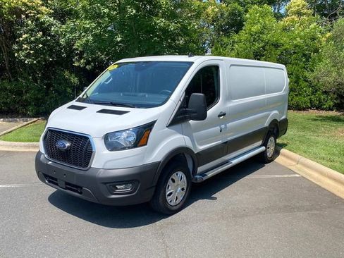 Used 2025 Ford Transit 250 Low Roof w/ Exterior Upgrade Package RWD image 3
