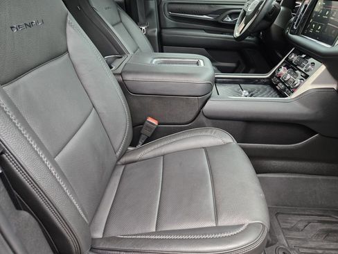 Used 2024 GMC Yukon Denali w/ LPO, Floor Liner Package image 12