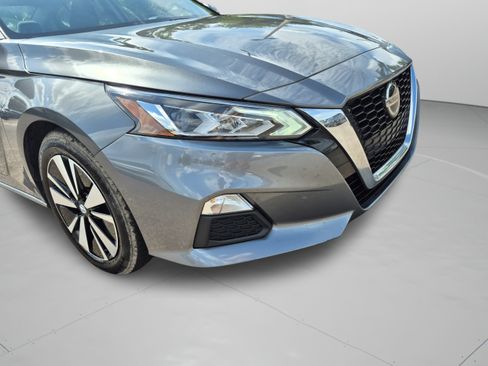Certified 2022 Nissan Altima 2.5 SV FWD image 35