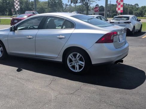 Used 2014 Volvo S60 T5 FWD image 6
