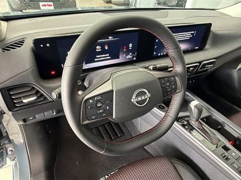 New 2026 Nissan Sentra SR image 31