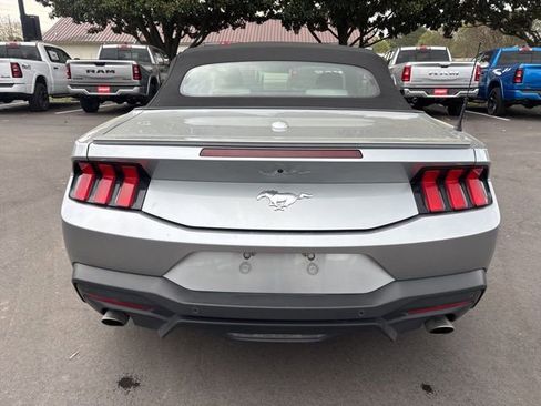 Used 2024 Ford Mustang Premium image 6