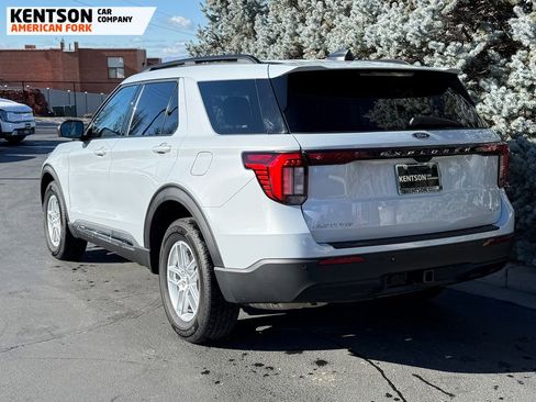Used 2025 Ford Explorer Active image 5