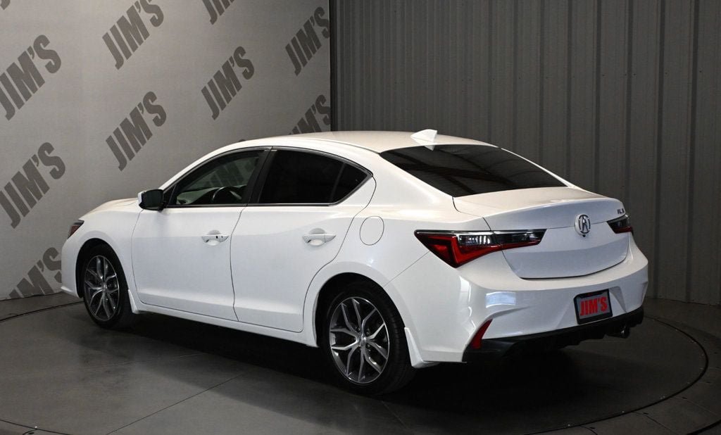 Used 2019 Acura ILX FWD image 7