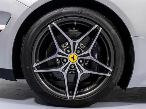 Used 2016 Ferrari California T image 60