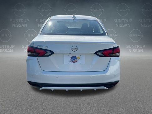 Used 2025 Nissan Versa SV w/ Trunk Package image 13