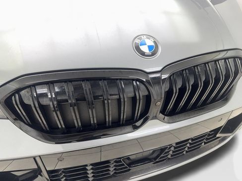Used 2025 BMW 330i Sedan w/ M Sport Package RWD image 25