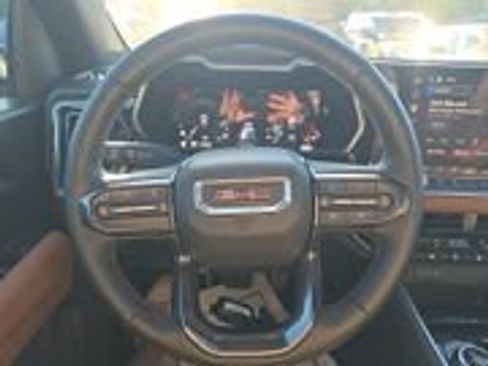 Certified 2026 GMC Canyon AT4 w/ Technology Plus Package AWD/4WD image 13
